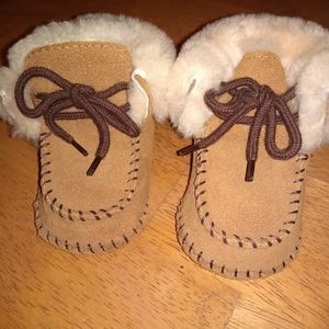 UGG boot moccasins (baby)
